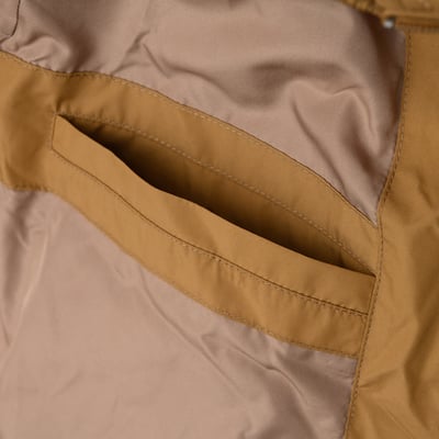 KANGOL袋鼠保暖鋪棉外套-卡其11