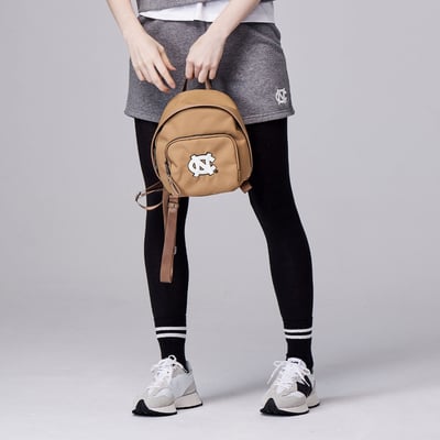 NCAA北卡羅來納大學UNC經典Logo小後背包-卡其4