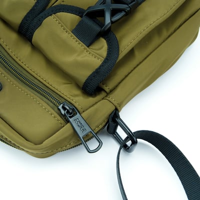 NCAA密西根大學Michigan工裝雙口袋側背包-綠8