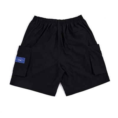 NCAA寬版立體袋短褲-黑7