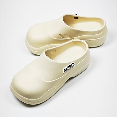 【買1送1】AKIBO清新穆勒鞋-牛奶白(女款、輕量、耐走、防水) / 內附AKIBO品牌鞋扣1個。現在買再送鞋扣組(不挑款)1