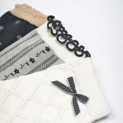 AKIBO復古學院風中筒襪(三件組)-女款2