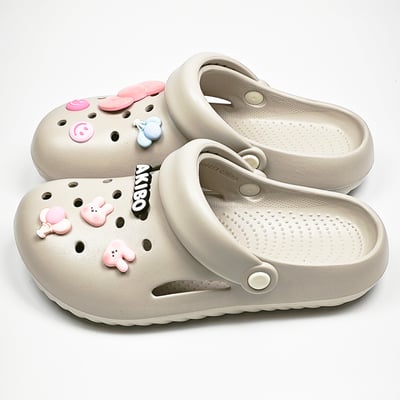 【買1送1】AKIBO泡芙洞洞鞋-質感灰(女款、雲朵感、輕量、兩穿、防水) / 內附AKIBO品牌鞋扣1個。現在買再送鞋扣組(不挑款)4