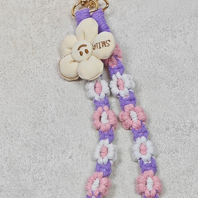 AKIBO手工編織花朵包包手機掛繩-薰衣紫(女款、編織) / 內附AKIBO品牌手機掛片1個7