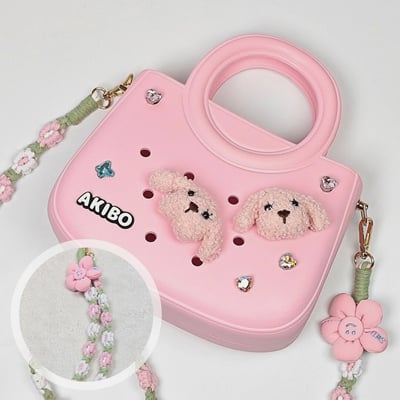 【買1送1】AKIBO滿月包-櫻花粉/手工編織花朵背帶(肩背手提洞洞包。中性款、輕量、防水) / 內附AKIBO品牌鞋扣1個。現在買再送鞋扣組(不挑款)1