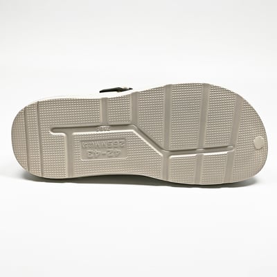 【買1送1】AKIBO全方位機能洞洞鞋-質感灰(中性款、雲朵感、輕量、防水) / 內附AKIBO品牌鞋扣1個。現在買再送鞋扣組(不挑款)13