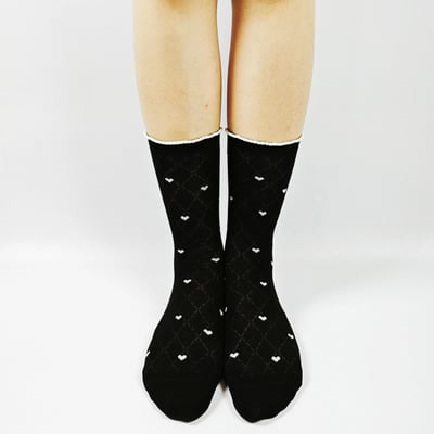 AKIBO愛心荷葉邊中筒襪(兩件組)-女款