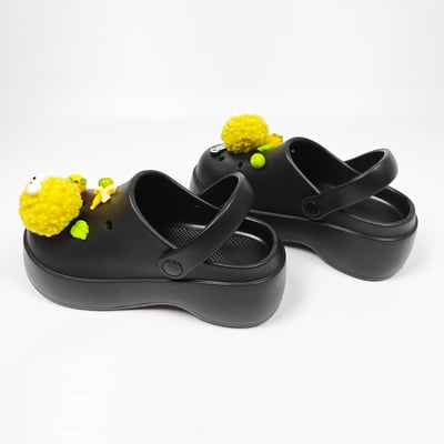 【買1送1】AKIBO極簡厚底洞洞鞋-經典黑(女款、寬楦、耐走、兩穿、防水) / 內附AKIBO品牌鞋扣1個。現在買再送鞋扣組(不挑款)6