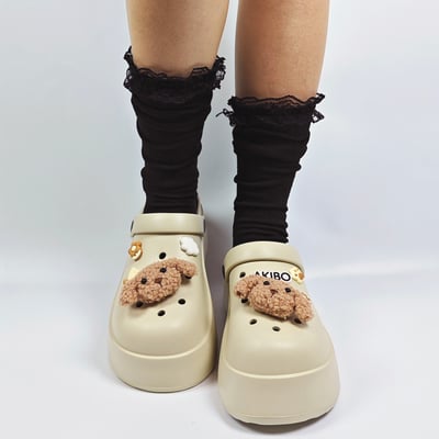 【買1送1】AKIBO極簡厚底洞洞鞋-奶油白(女款、寬楦、耐走、兩穿、防水) / 內附AKIBO品牌鞋扣1個。現在買再送鞋扣組(不挑款)10