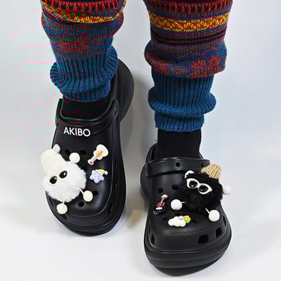 【買1送1】AKIBO厚底洞洞鞋-經典黑(女款、6公分厚底增高、寬楦、輕量、兩穿、防水) / 內附AKIBO品牌鞋扣1個。現在買再送鞋扣組(不挑款)10