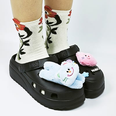 【買1送1】AKIBO餅乾洞洞鞋(二代)-經典黑(中性款、輕量、耐走、兩穿、防水) / 內附AKIBO品牌鞋扣1個。現在買再送鞋扣組(不挑款)7