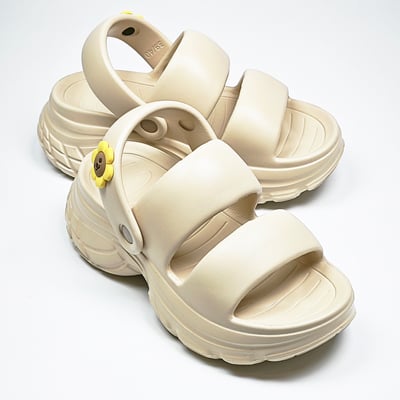 【買1送1】AKIBO澎澎雙帶厚底涼鞋-奶油白(女款、5公分厚底增高、雲朵感、輕量、兩穿、防水) / 內附AKIBO品牌鞋扣1個。現在買再送鞋扣組(不挑款)5