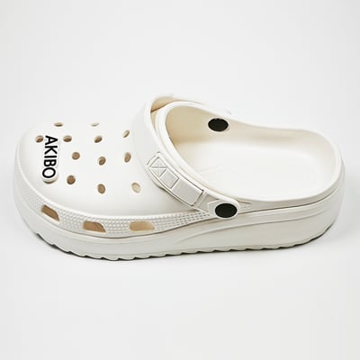 【買1送1】AKIBO餅乾洞洞鞋(二代)-牛奶白(中性款、輕量、耐走、兩穿、防水) / 內附AKIBO品牌鞋扣1個。現在買再送鞋扣組(不挑款)11