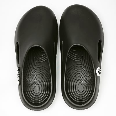 【買1送1】AKIBO巧巴達勃肯鞋-經典黑(中性款、雲朵感、輕量、耐走、防水) / 內附AKIBO品牌鞋扣1個。現在買再送鞋扣組(不挑款)3