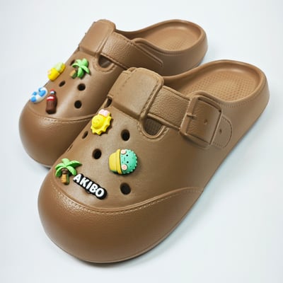 【買1送1】AKIBO布丁洞洞鞋-咖啡(女款、寬楦、雲朵感、輕量、耐走、防水) / 內附AKIBO品牌鞋扣1個。現在買再送鞋扣組(不挑款)5