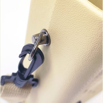 【買1送1】AKIBO吐司包-奶茶(創意點點洞洞包。中性款、輕量、防水) / 內附AKIBO品牌鞋扣1個。現在買再送鞋扣組(不挑款)