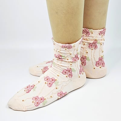 AKIBO秋日森語花影中筒襪(三件組)-女款