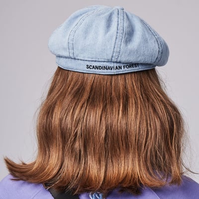 SCANDINAVIAN FOREST北歐小刺蝟水洗刺繡丹寧報童帽-水洗牛仔藍