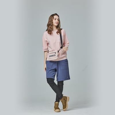 KANGOL袋鼠字母Logo側背包 -粉4