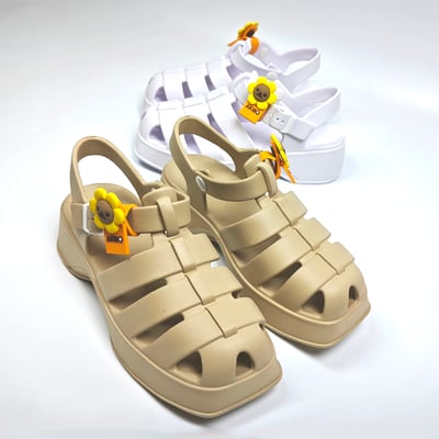 AKIBO輕量羅馬鞋-牛奶白(女款、雲朵感、輕量、兩穿、防水)  / 內附AKIBO品牌綁帶一組16