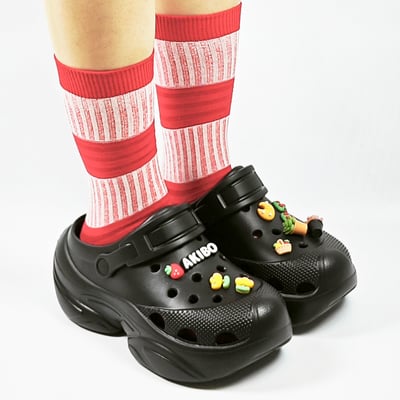 【買1送1】AKIBO搖滾老爹洞洞鞋-經典黑(女款、6公分厚底增高、輕量、兩穿、防水) / 內附AKIBO品牌鞋扣1個。現在買再送鞋扣組(不挑款)11