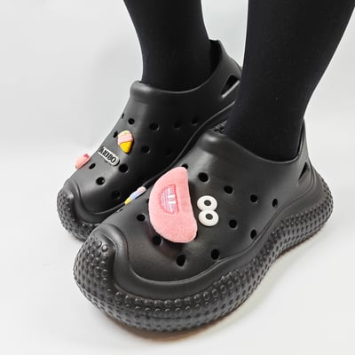 【買1送1】AKIBO帆船洞洞鞋-經典黑(中性款、輕量、耐走、防水) / 內附AKIBO品牌鞋扣1個。現在買再送鞋扣組(不挑款)13