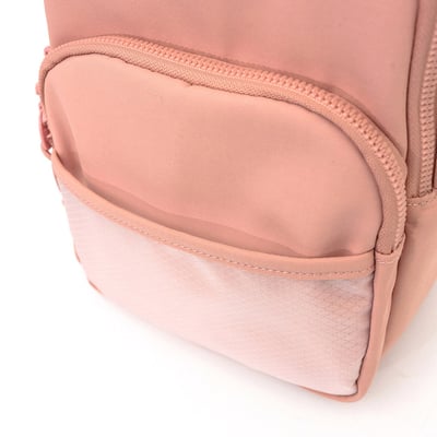 KANGOL袋鼠吊飾尼龍後背包-粉5