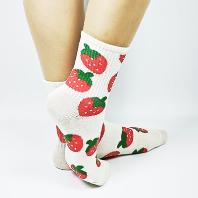 AKIBO粉漾甜心樂園中筒襪(三件組)-女款