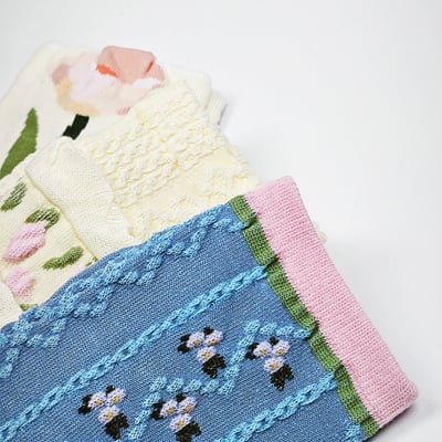 AKIBO韓系花漾中筒襪(三件組)-女款2