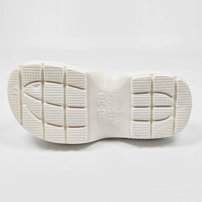 【買1送1】AKIBO點點厚底洞洞鞋-牛奶白(女款、5公分厚底增高、寬楦、雲朵感、輕量、兩穿、防水) / 內附AKIBO品牌鞋扣1個。現在買再送鞋扣組(不挑款)16