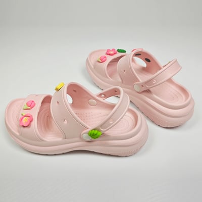 【買1送1】AKIBO千層洞洞鞋-櫻花粉(女款、耐走、兩穿、防水) / 內附AKIBO品牌鞋扣1個。現在買再送鞋扣組(不挑款)12