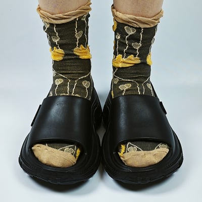 【買1送1】AKIBO韓系動感厚底涼鞋-經典黑(女款、5公分厚底增高、輕量、防水) / 內附AKIBO品牌鞋扣1個。現在買再送鞋扣組(不挑款)10