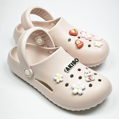 【買1送1】AKIBO泡芙洞洞鞋-櫻花粉(女款、雲朵感、輕量、兩穿、防水) / 內附AKIBO品牌鞋扣1個。現在買再送鞋扣組(不挑款)6