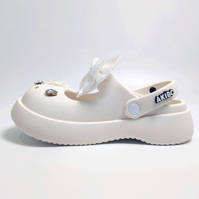 【買1送1】AKIBO瑪莉珍洞洞鞋-牛奶白(女款、4.5公分厚底增高、雲朵感、輕量、兩穿、防水)  / 內附AKIBO品牌鞋扣1個。現在買再送鞋扣組(不挑款)12