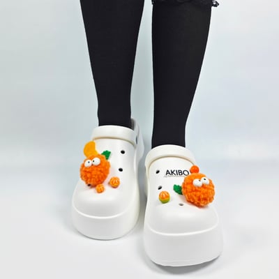 【買1送1】AKIBO極簡厚底洞洞鞋-牛奶白(女款、寬楦、耐走、兩穿、防水)/ 內附AKIBO品牌鞋扣1個。現在買再送鞋扣組(不挑款)9