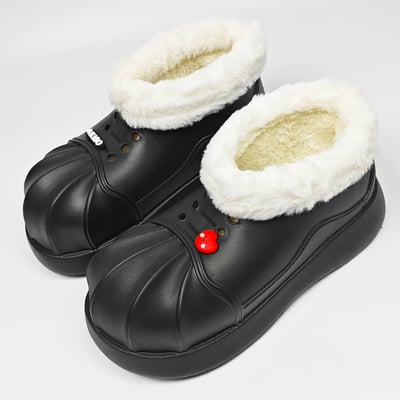 【買1送1】AKIBO毛毛洞洞短靴-經典黑(女款、4公分厚底增高、雲朵感、輕量、保暖) / 內附AKIBO品牌鞋扣2個。現在買再送鞋扣組(不挑款)6