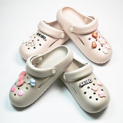 【買1送1】AKIBO泡芙洞洞鞋-質感灰(女款、雲朵感、輕量、兩穿、防水) / 內附AKIBO品牌鞋扣1個。現在買再送鞋扣組(不挑款)21