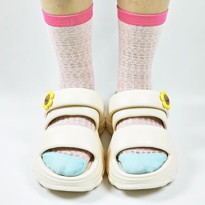 【買1送1】AKIBO澎澎雙帶厚底涼鞋-牛奶白(女款、5公分厚底增高、雲朵感、輕量、兩穿、防水) / 內附AKIBO品牌鞋扣1個。現在買再送鞋扣組(不挑款)9