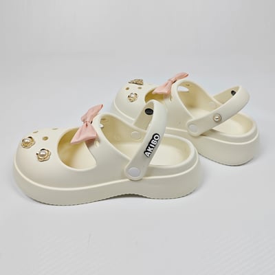 AKIBO珍珠花卉款洞洞鞋扣 (九件組)