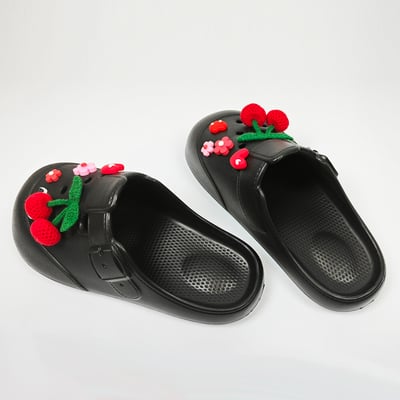 【買1送1】AKIBO布丁洞洞鞋-經典黑(女款、寬楦、雲朵感、輕量、耐走、防水) / 內附AKIBO品牌鞋扣1個。現在買再送鞋扣組(不挑款)5