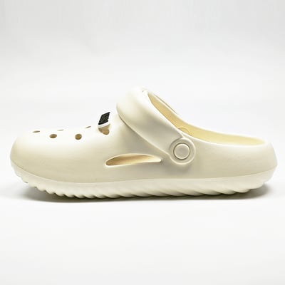 【買1送1】AKIBO泡芙洞洞鞋-牛奶白(女款、雲朵感、輕量、兩穿、防水) / 內附AKIBO品牌鞋扣1個。現在買再送鞋扣組(不挑款)18