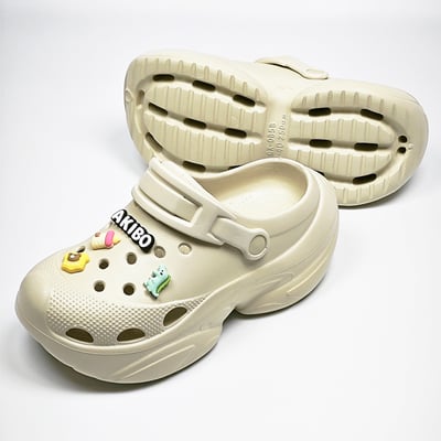 【買1送1】AKIBO搖滾老爹洞洞鞋-奶油白(女款、6公分厚底增高、輕量、兩穿、防水) / 內附AKIBO品牌鞋扣1個。現在買再送鞋扣組(不挑款)7