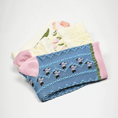 AKIBO韓系花漾中筒襪(三件組)-女款1