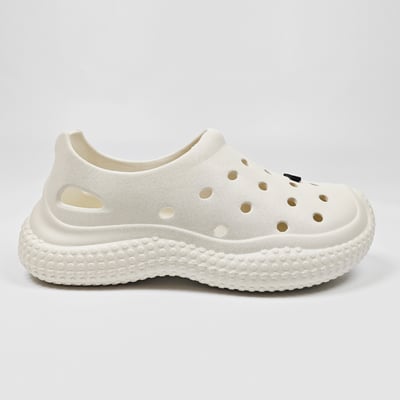 【買1送1】AKIBO帆船洞洞鞋-牛奶白(中性款、輕量、耐走、防水)  / 內附AKIBO品牌鞋扣1個。現在買再送鞋扣組(不挑款)17