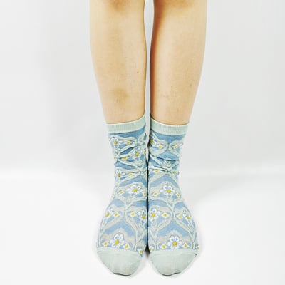 AKIBO日系碎花拼色中筒襪(三件組)-女款10