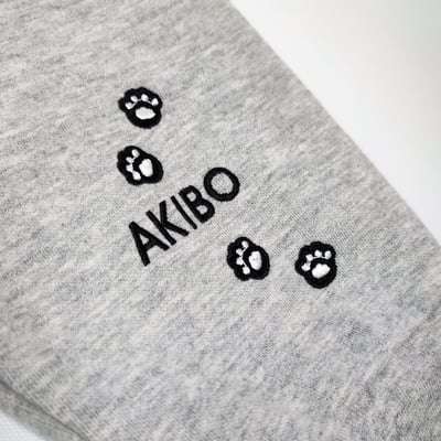 AKIBO日系落肩立體繡大學T-質感灰(男女共款)9