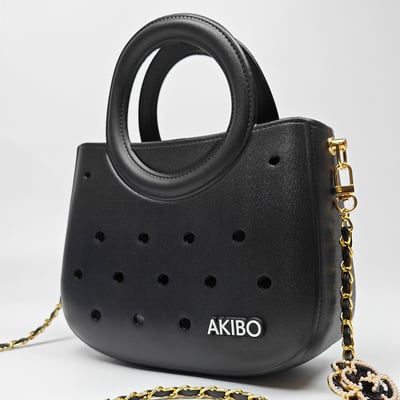 【買1送1】AKIBO滿月包-經典黑/珠光雪羽背帶(肩背手提洞洞包。中性款、輕量、防水) / 內附AKIBO品牌鞋扣1個。現在買再送鞋扣組(不挑款)6