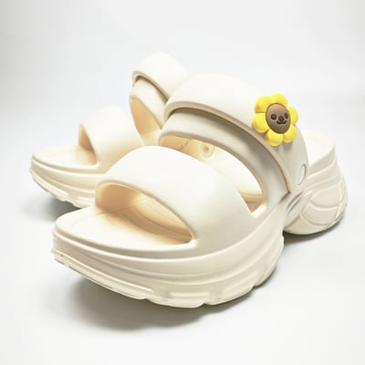 【買1送1】AKIBO澎澎雙帶厚底涼鞋-牛奶白(女款、5公分厚底增高、雲朵感、輕量、兩穿、防水) / 內附AKIBO品牌鞋扣1個。現在買再送鞋扣組(不挑款)1