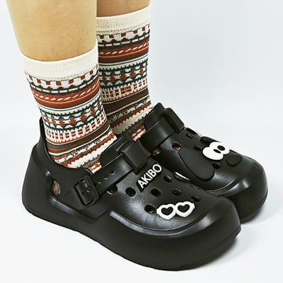 AKIBO微笑萌犬款洞洞鞋扣(七件組)