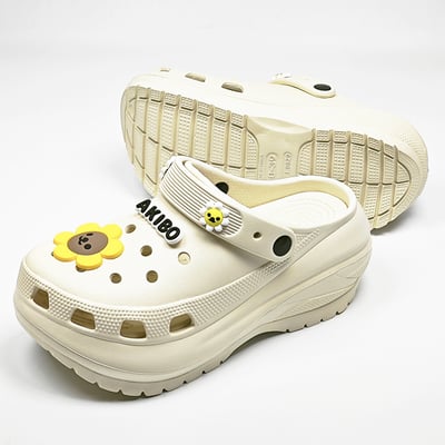 【買1送1】AKIBO老爹洞洞鞋-奶油白(女款、7公分厚底增高、寬楦、輕量、兩穿、防水) / 內附AKIBO品牌鞋扣1個。現在買再送鞋扣組(不挑款)7